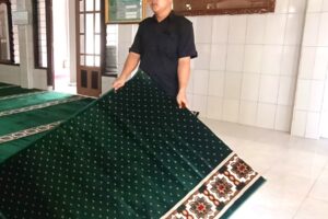 Panduan Lengkap Perawatan Karpet Masjid untuk Mencegah Alergi dan Menjaga Kualitas Udara