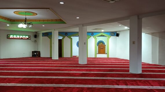 Sejarah Karpet di Dunia Islam: Dari Sajadah hingga Karpet Masjid Mewah | gudangkarpet.com