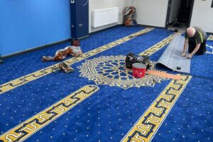 10 Tips Merawat Karpet Agar Awet, Bersih, dan Tidak Mudah Bau